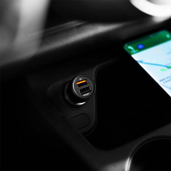 PWC-QC5 QC 3.0 + 2.4 A car charger 31.5 W
