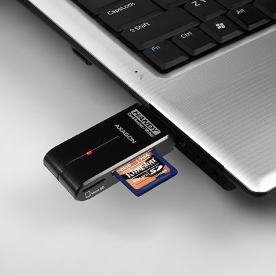 CRE-D4B external 4-slot reader